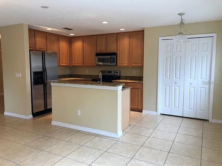 4330 Aristocrat Point — Photo 8