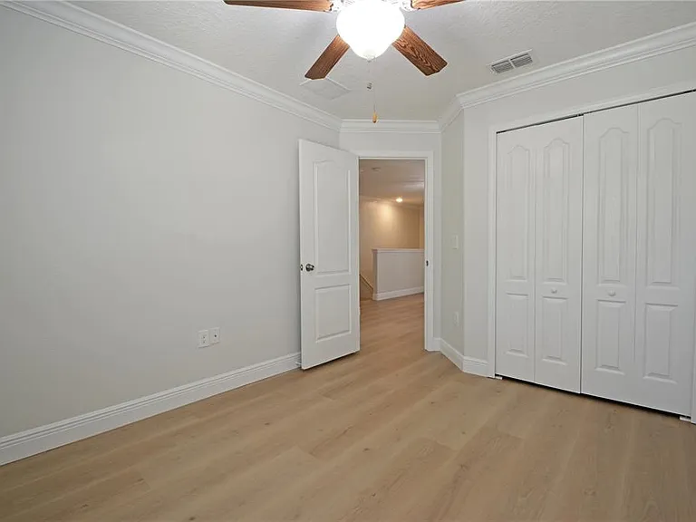 11925 Greengate Dr — Photo 39
