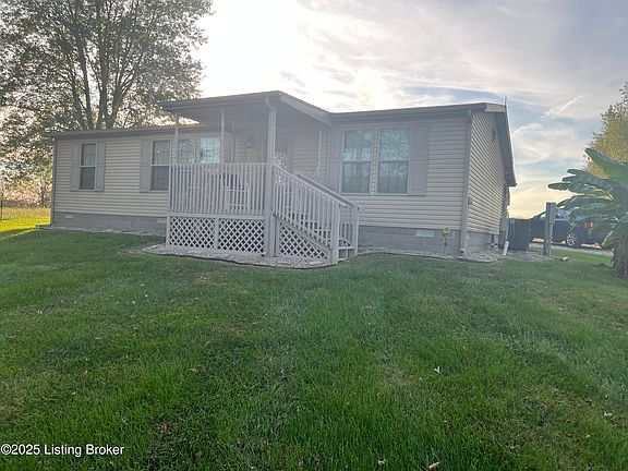 3rd image of 1521 Carpenter Ln