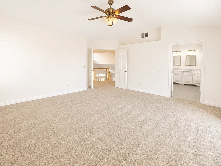 41371 Rue Jadot — Photo 23