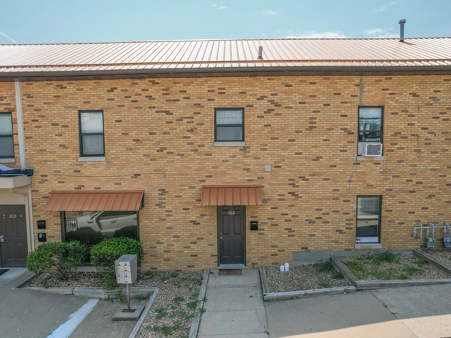 202 East Franklin Street - 1 — Photo 2