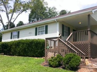 120 Leach Ln, Clinton, TN 37716