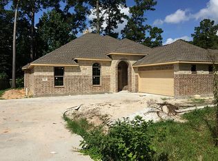 526 Stephen F Austin Dr, Conroe, TX 77302