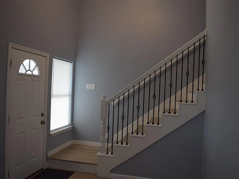 331 Tite St #A — Photo 4