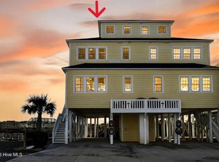 874 Villas Dr, North Topsail Beach, NC 28460