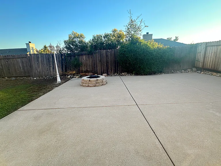152 Oxburough Dr — Photo 24