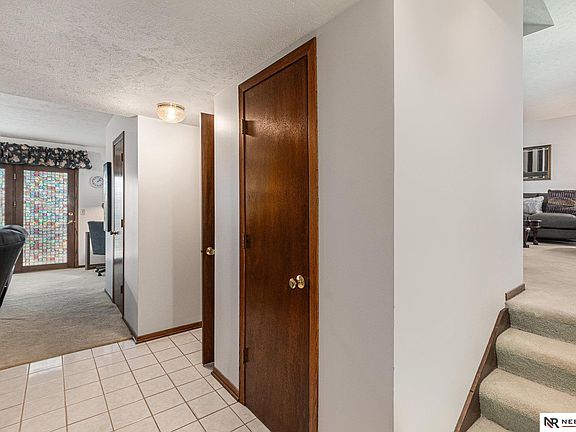 5th image of 4805 S 107th St