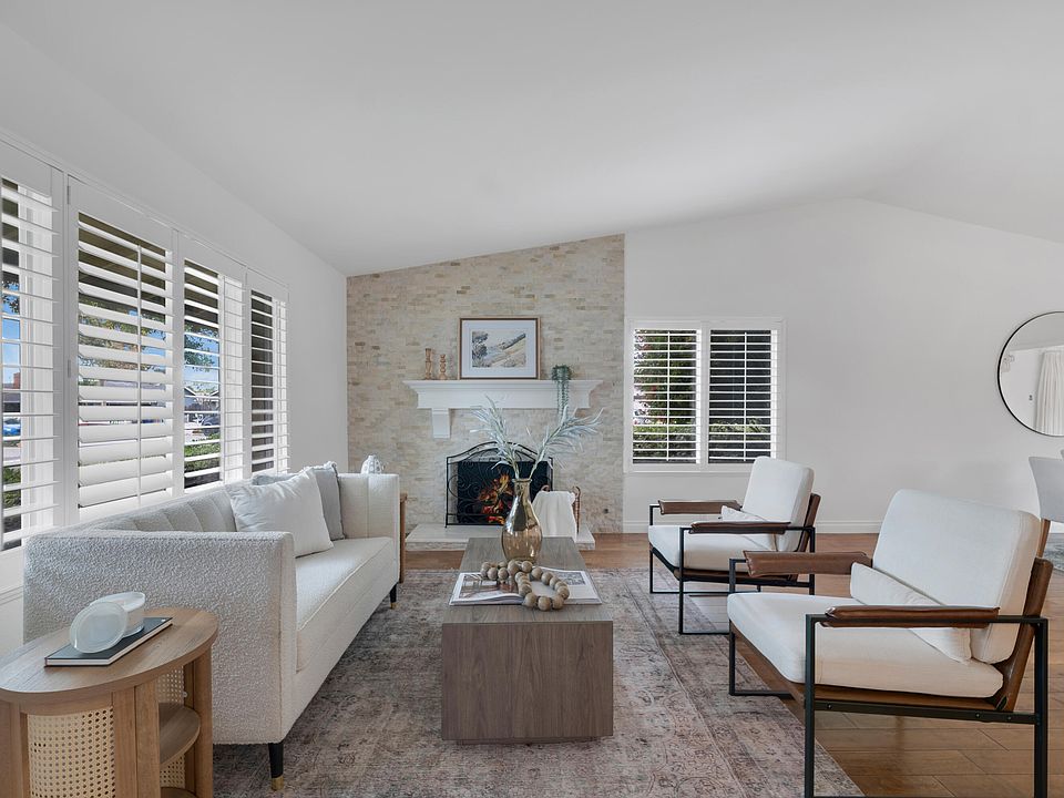 2nd image of 5404 Granada Way