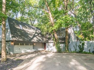 239 Barton Shore Dr, Ann Arbor, MI
