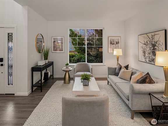 3rd image of 21120 Meridian Place W