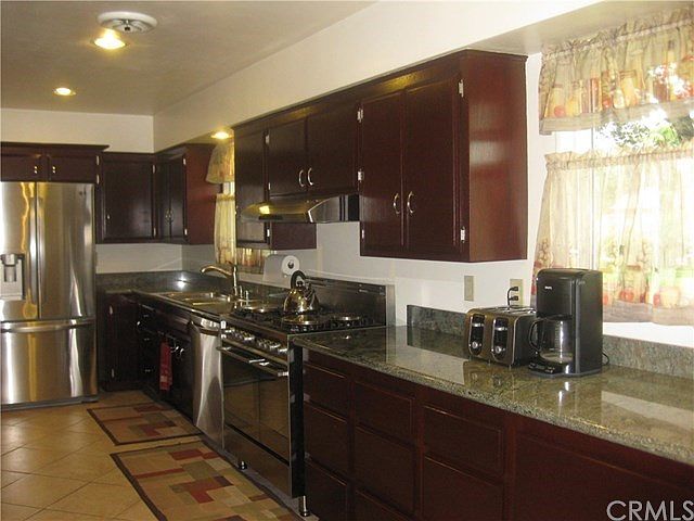 1st image of 2320 E Romneya Dr