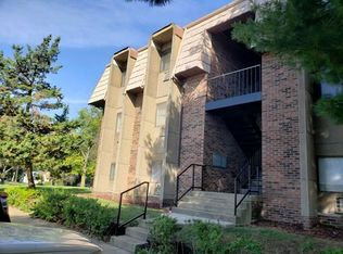 2424 N Water St APT S8, Decatur, IL 62526