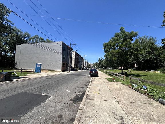 3rd image of 2237 N 21st St