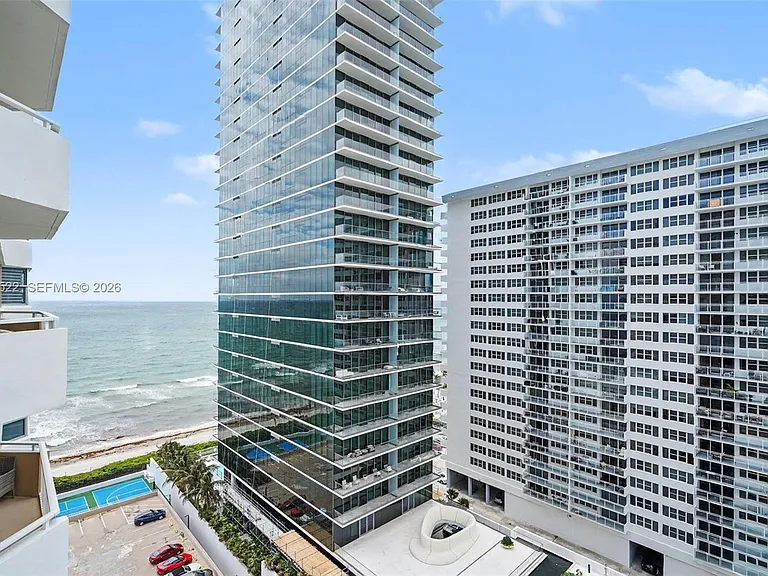 1980 S Ocean Dr #15A — Photo 2