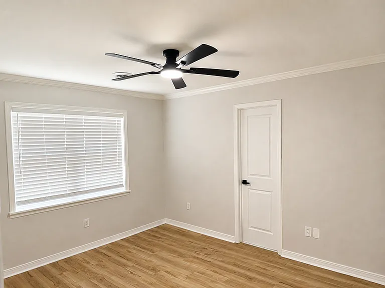 1197 College Hill Rd — Photo 5