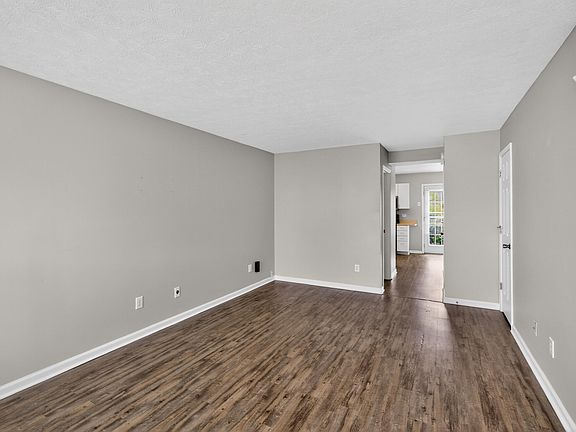 5th image of 2814 Hanna Pl