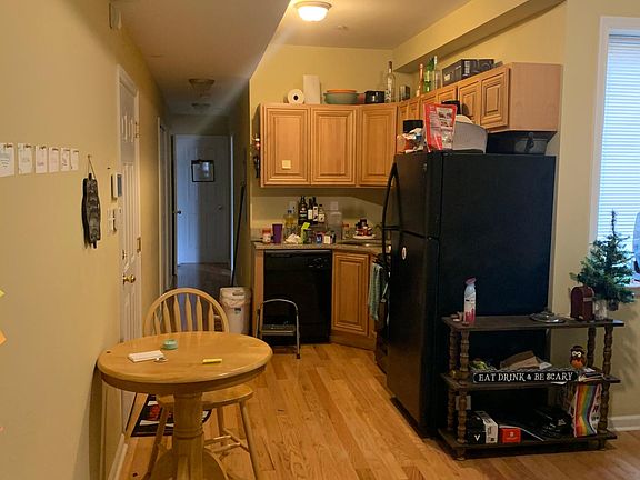 2nd image of 2050 N Carlisle St Floor 2
