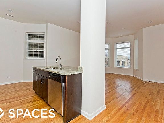 3rd image of 675 W Roscoe Street # 303 Fl 3rd