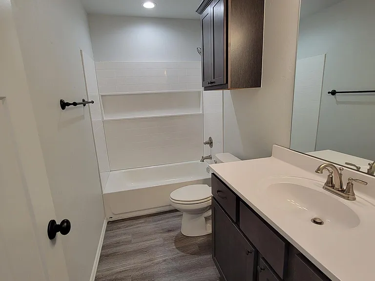 Valley View — Photo 16