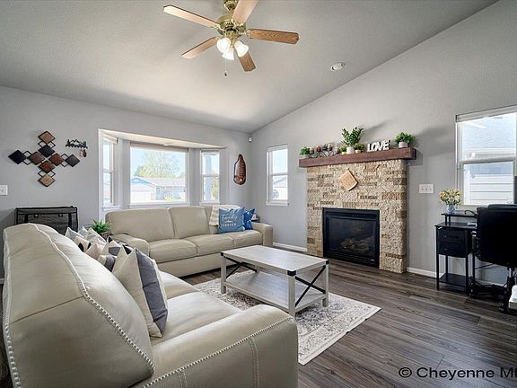 5th image of 2203 Silverton Dr