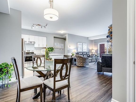 4th image of 6 Park St #203