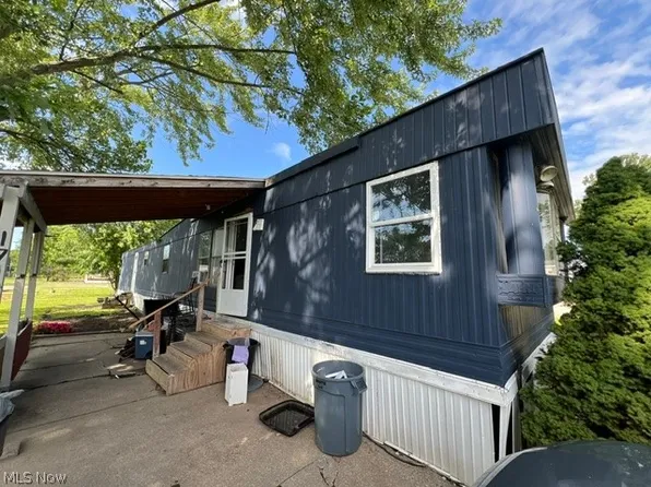 1719 Robin Cir, Ashtabula, OH 44004
