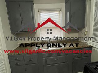 658 Connecticut St, Gary, IN 46402