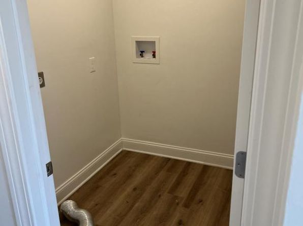 52 Clifford Rd APT C