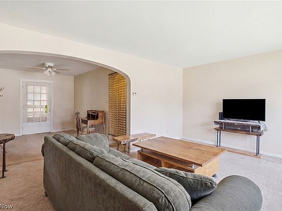 5th image of 4079 Okalona Rd
