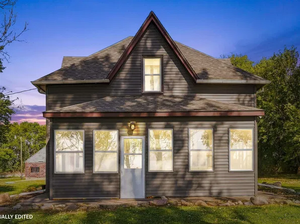 19607 280th St, Parkersburg, IA 50665