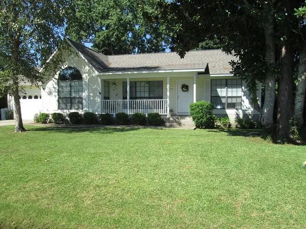 2407 Houston Cir, Gulf Breeze, FL 32563