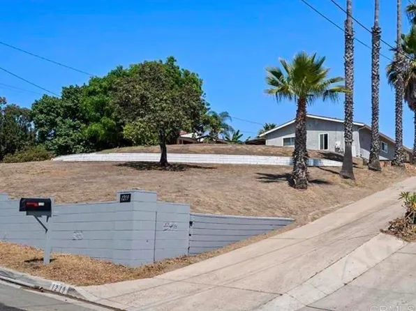 1219 Wren St, San Diego, CA 92114