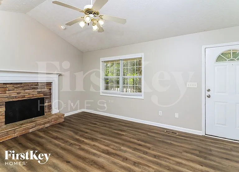 82 Fred Poole Trce — Photo 4