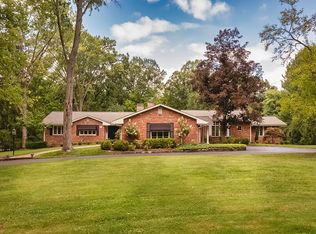 110 Wynnwood Dr, Pittsburgh, PA 15215