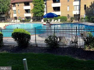 527 Florida Ave APT 103, Herndon, VA 20170