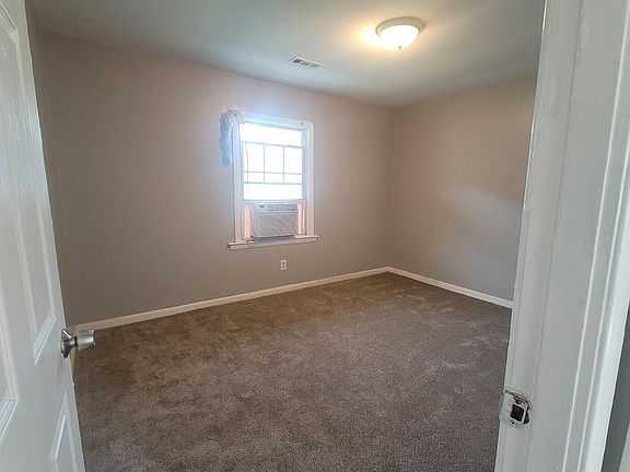 4th image of 3600 Dakota Dr APT G