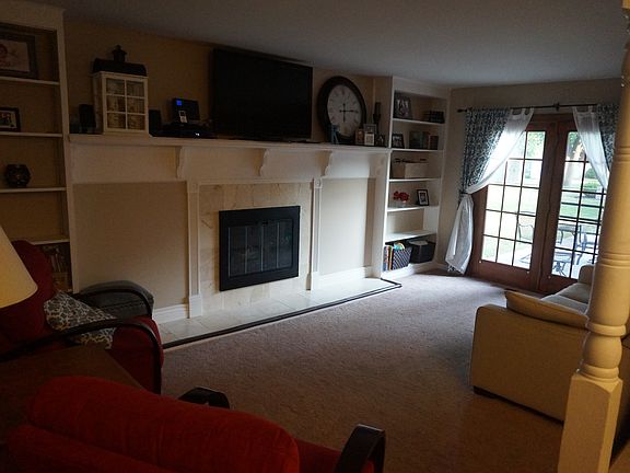 4th image of 22048 Canterbury Ct