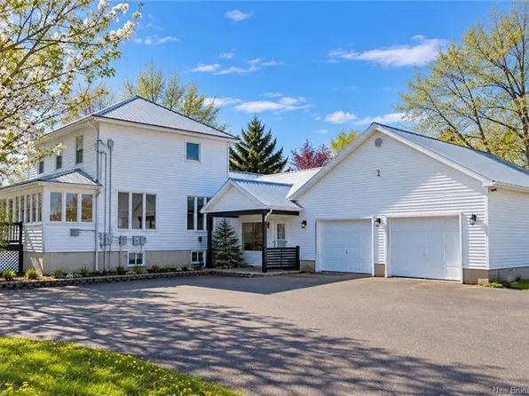 4199 Principale St, Tracadie, NB E1X 1B9