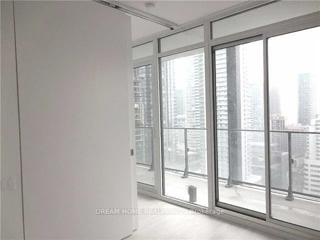 125 Peter St #2110 — Photo 12