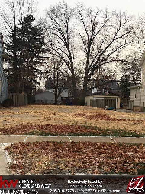 1st image of 2091 Lakeland Ave
