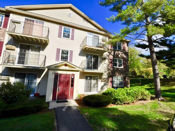 6 Autumn Leaf Dr APT 7, Nashua, NH 03060