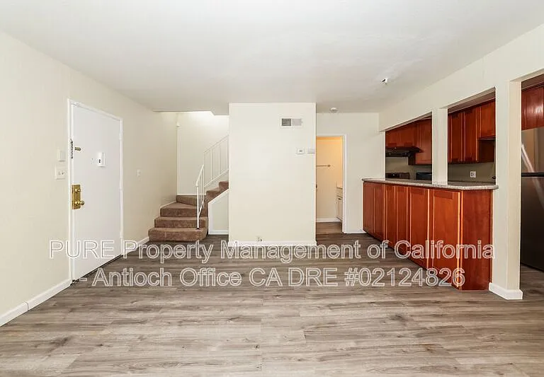 2043 Sierra Rd #11 — Photo 9