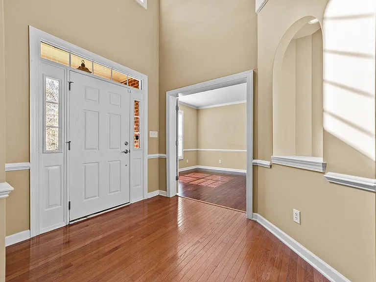 414 Rensford Pl — Photo 8