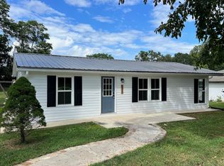 573 Dixie Airport Rd, Madison Heights, VA 24572