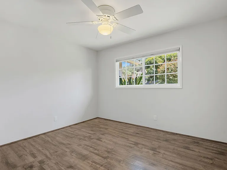 974 N San Marcos Rd — Photo 17