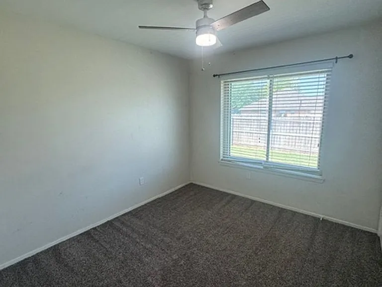 3826 Mark Ct — Photo 6