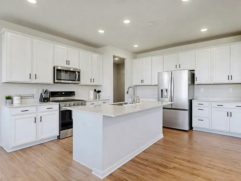 13107 Harpy Eagle Ct — Photo 5