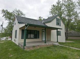 2101 S 5th St, Leavenworth, KS 66048