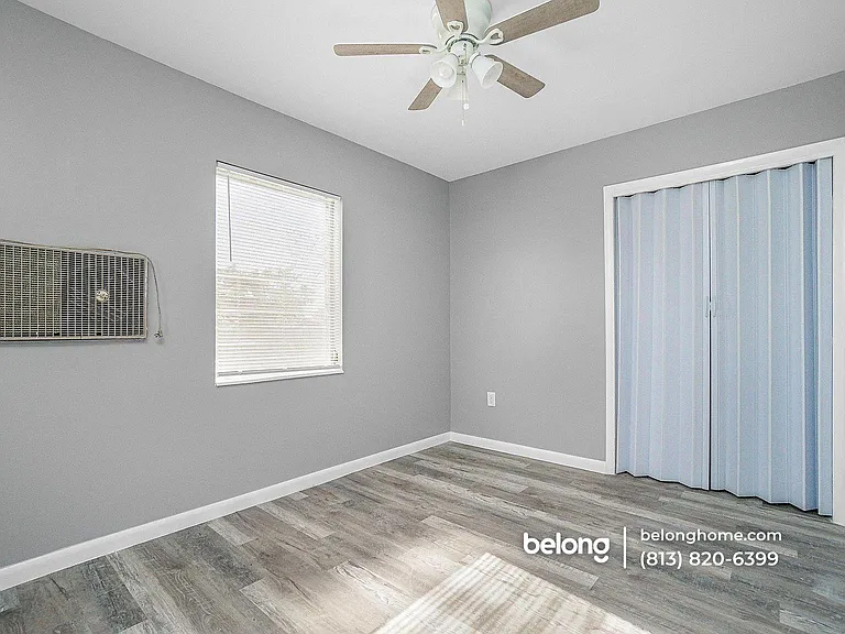 691 Sharon Cir — Photo 24
