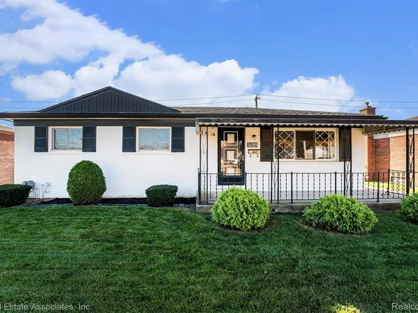 34309 Rosslyn St, Westland, MI 48185